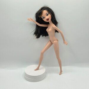 Bratz Doll Head & Barbie Body Mixed Doll - 1999 Mattel Inc. Indonesia